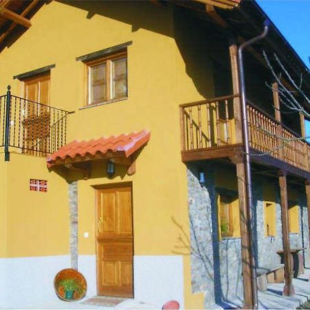 Apartamentos Rurales Casa Pajulon Тинео Экстерьер фото